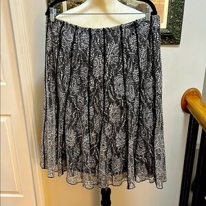 Abstract Print Lace Skirt